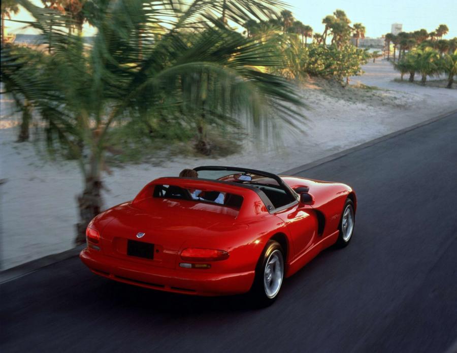  Dodge Viper RT/10 1996 года  (фото 13 из 41)